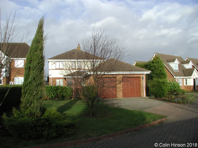 10<br>Old Station Court