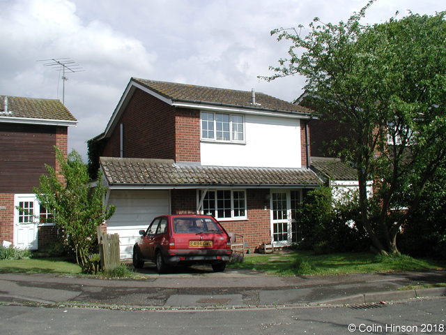 6<br>Walnut Close