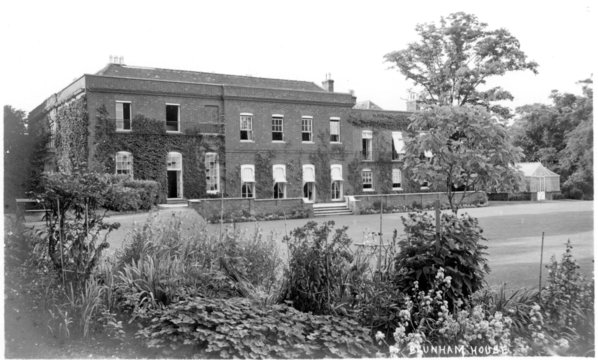 Blunham House<br>4