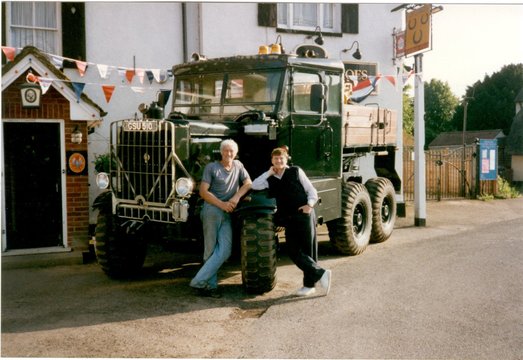 High Street<br>The Horseshoes