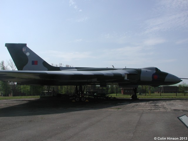 Avro<br>Vulcan B2