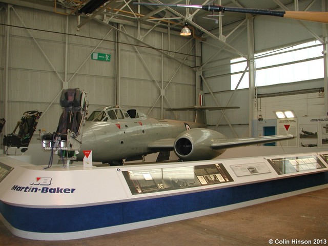 Gloster<br>Meteor T7
