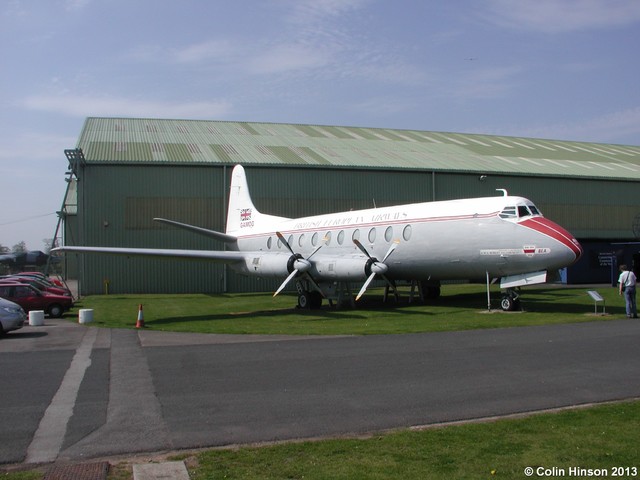 Vickers<br>Viscount 701