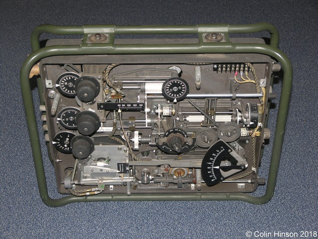 Computer_Bomb_aiming_(front)=0128.jpg