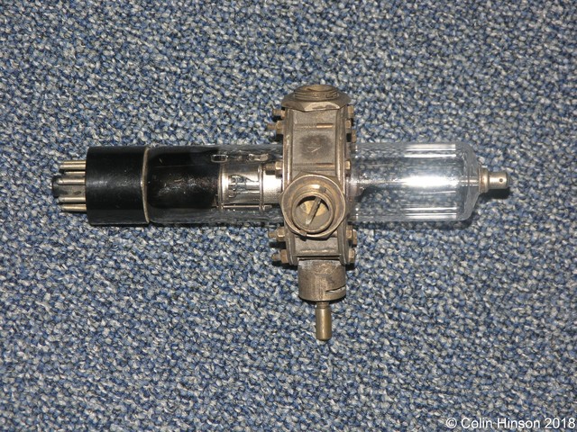 Klystron_10cm_CV193=0277.jpg