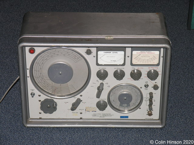 Signal<br>Generator Type TF1066B (Marconi)