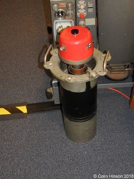 Valve<br>Magnetron for T84 Radar
