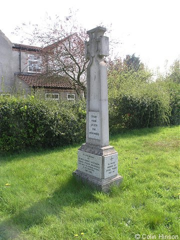 The War Memorial for WWI and WWII at Bielby.