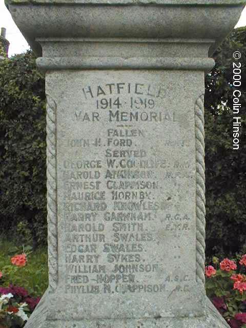 The 1914-1918 War Memorial at Great Hatfield.