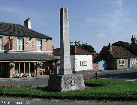 The 1914-1918 War Memorial at Hotham.