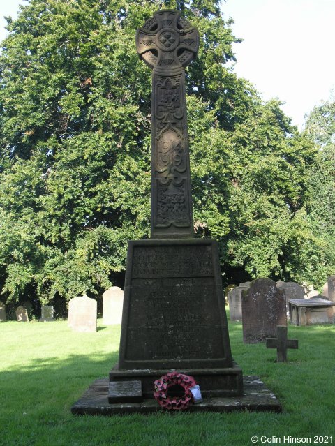 The 1914-1918 War Memorial in Low Catton Churchyard.