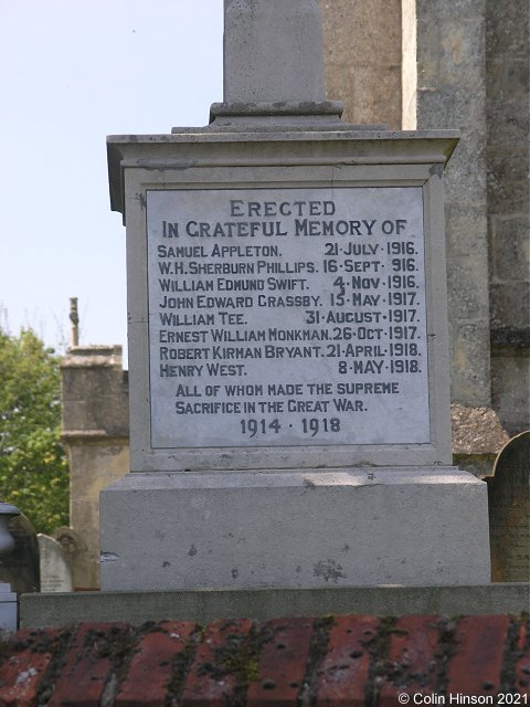 The 1914-1918 War Memorial in Skirlaugh Churchyard.