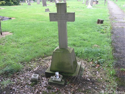 The War Memorial at the entrance to the Churchyard at Wressle.