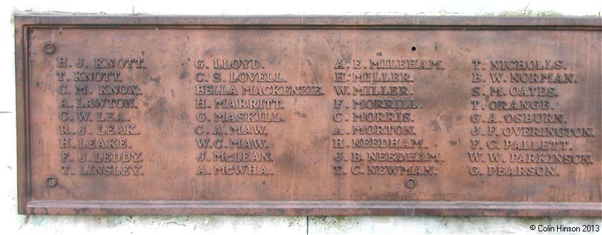 The 1914-1918 and 1939-45 War Memorial at Goole.