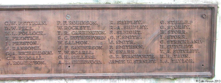 The 1914-1918 and 1939-45 War Memorial at Goole.