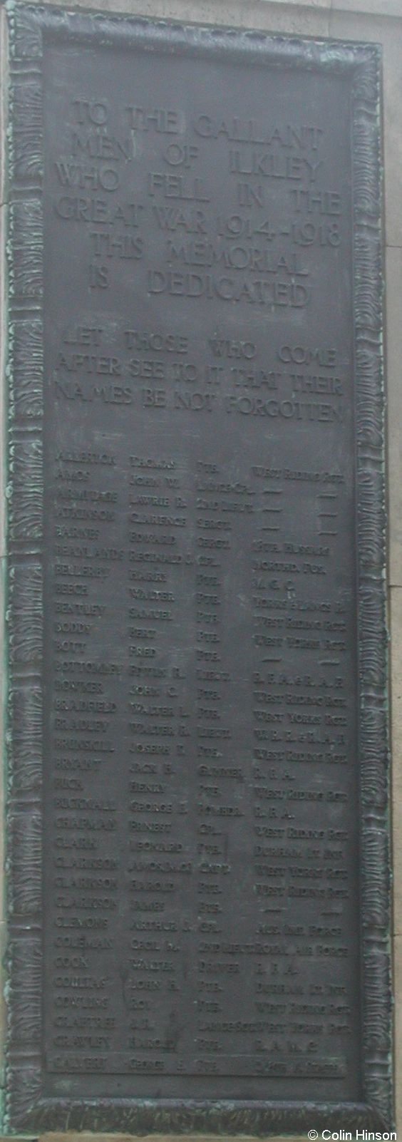 The World War I Memorial at Ilkley.