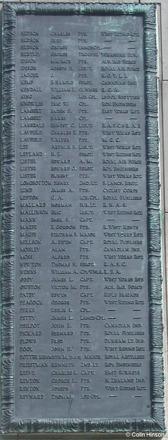 The World War I War Memorial at Ilkley.