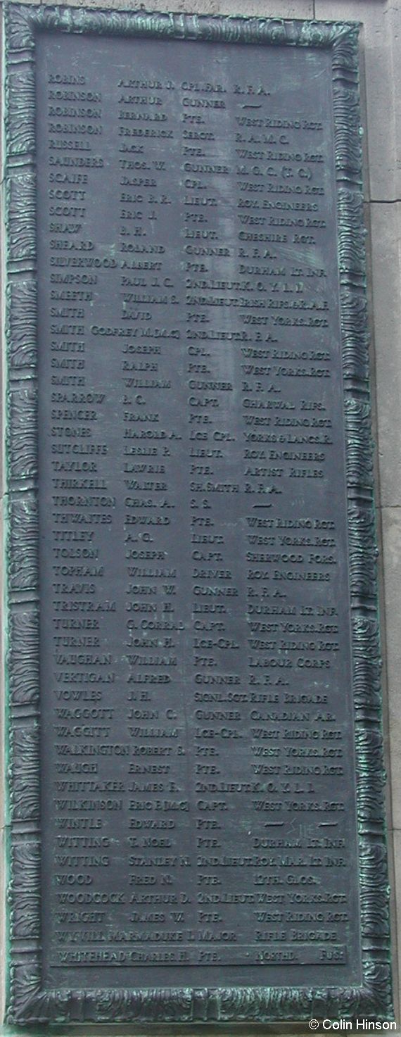The World War I War Memorial at Ilkley.