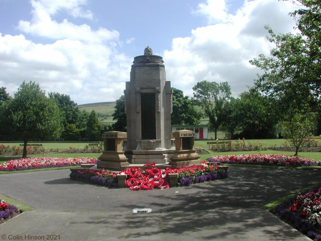 The World War I and II Memorial at Sough.