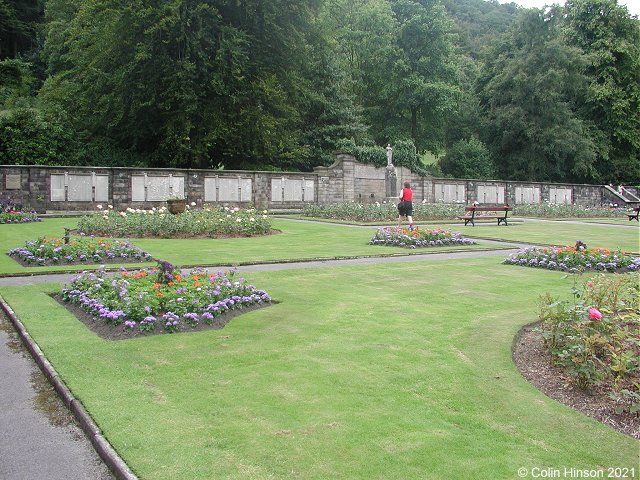 The World War I and II Memorial at Todmorden.